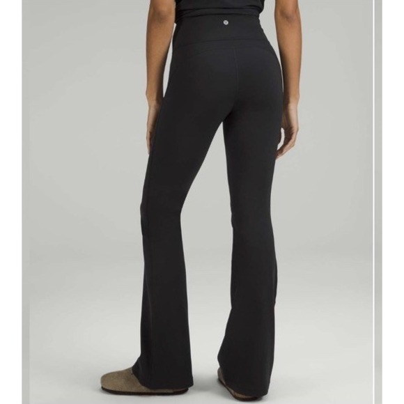 Lululemon Groove Super-High-Rise Flared Pant *Nulu Size 8 Black EUC LW5FG2S - Picture 1 of 14